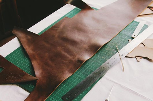 科潤加脂劑，讓皮革更豐滿柔軟